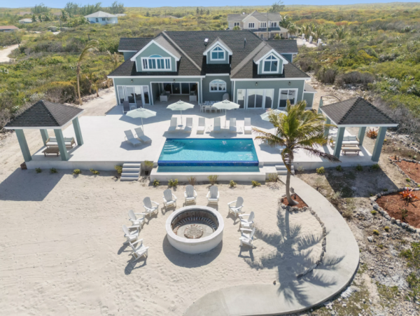 Luxury Oceanfront Villa in Exuma - Ideal for Families and Groups
